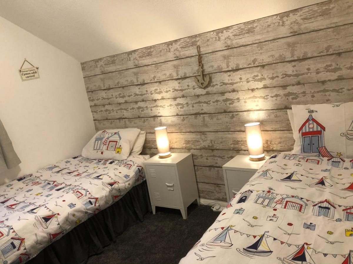Gwel Y Fenai Apartment Y Felinheli Екстериор снимка